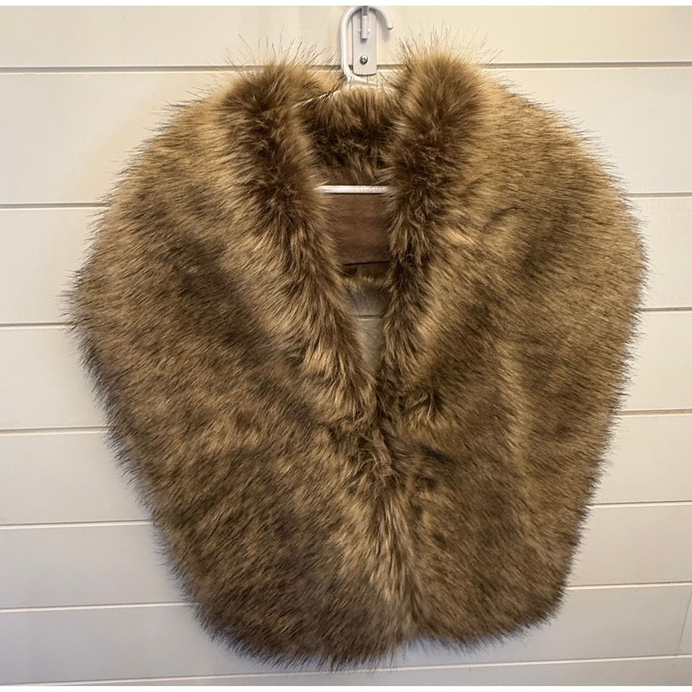 NEW Women's Tulip Bridal Brown Faux‎ Fur Stole Wrap Shaw NWT Size Small
